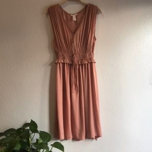 H&M sleeveless blush size 8 dress